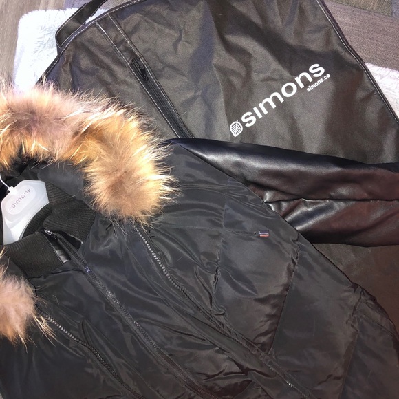 SIMONS Fur Parka - Picture 9 of 13